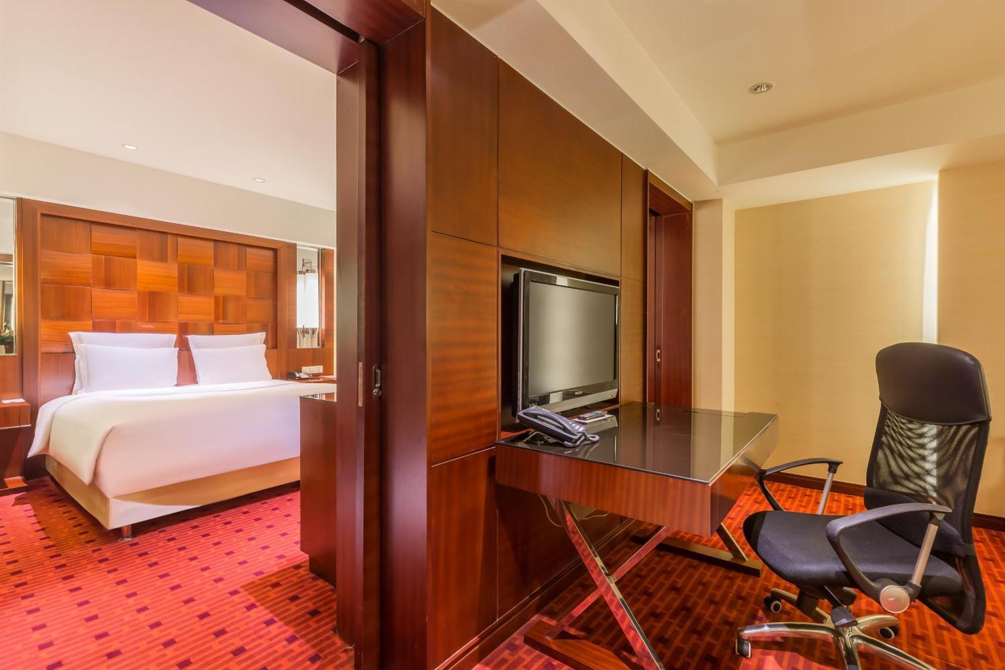 Beijing Pudi Hotel Exterior photo